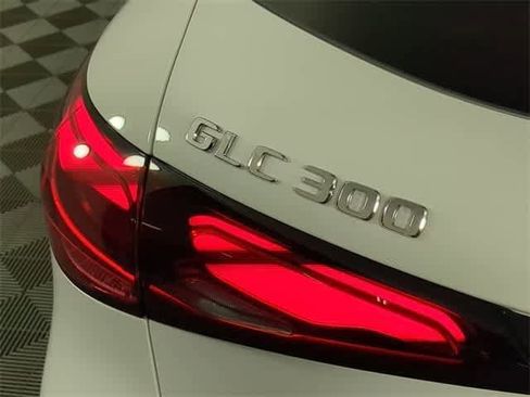 Certified 2026 Mercedes-Benz GLC 300 4MATIC image 11