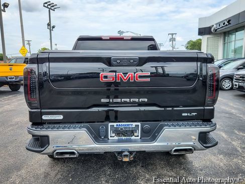 Used 2022 GMC Sierra 1500 SLT w/ SLT Premium Package AWD/4WD image 5