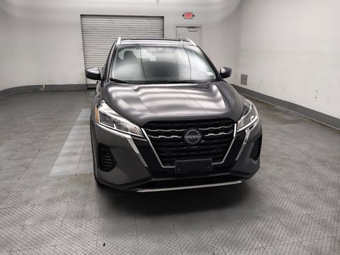 Used 2024 Nissan Kicks SV FWD image 14