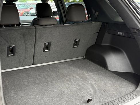 Used 2025 Chevrolet Equinox LT image 25