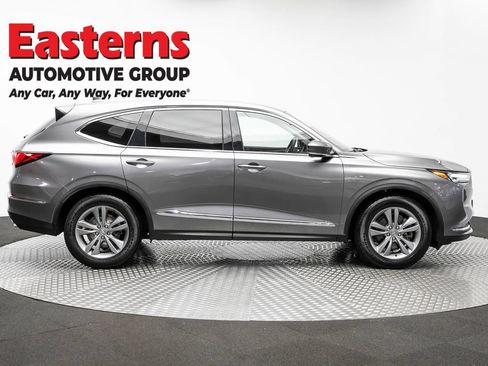 Used 2023 Acura MDX SH-AWD image 4