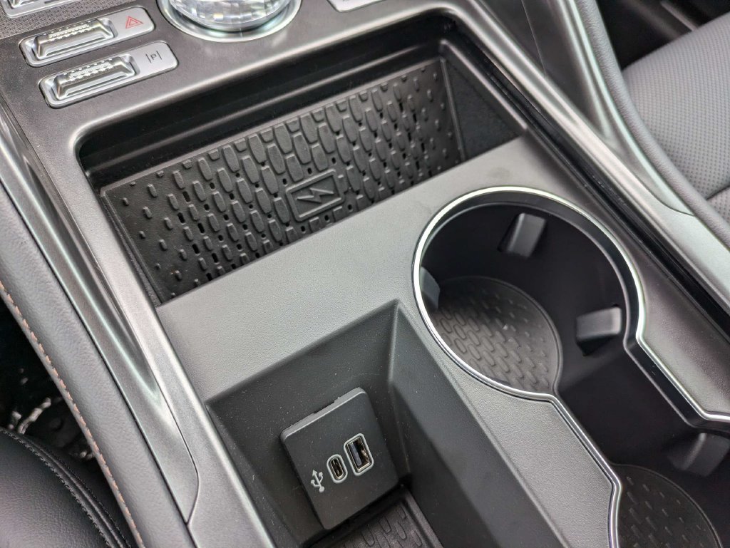 New 2026 Lincoln Nautilus Premier AWD/4WD image 24