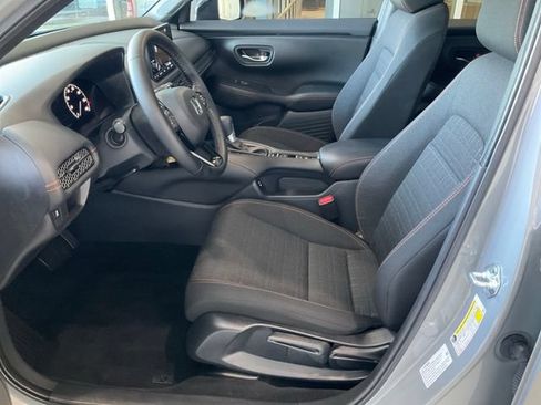 Certified 2025 Honda HR-V Sport image 4