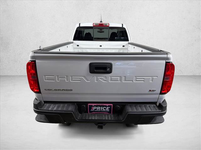 Used 2021 Chevrolet Colorado W/T w/ WT Convenience Package RWD image 4
