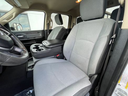 Used 2020 RAM 2500 Big Horn AWD/4WD image 11