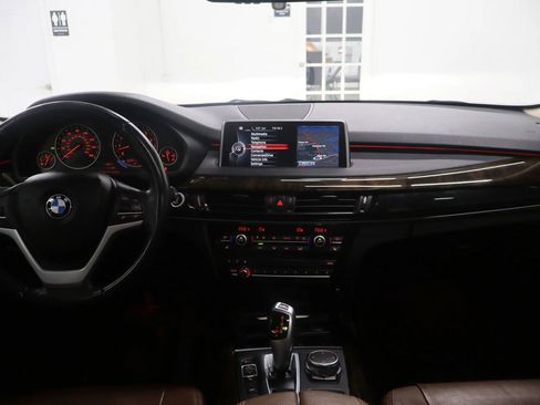 Used 2015 BMW X5 xDrive35i image 18
