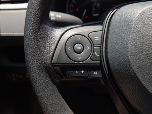 Certified 2025 Toyota RAV4 XLE w/ Convenience Package FWD image 26