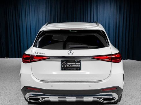 New 2026 Mercedes-Benz GLC 300 image 8