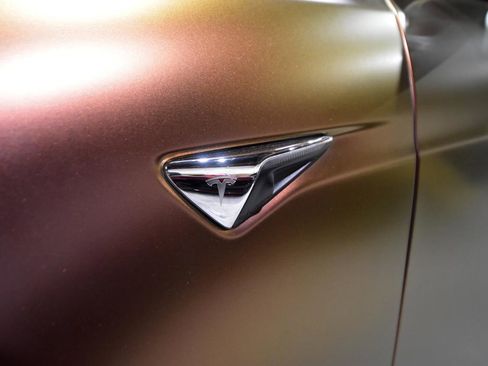 Used 2021 Tesla Model S AWD image 3