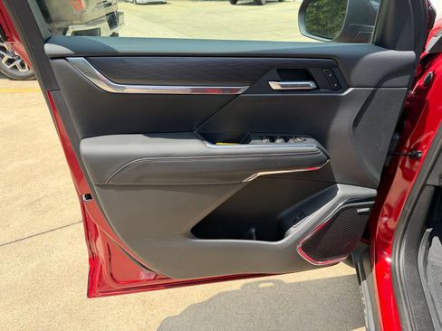 New 2026 GMC Acadia Elevation w/ Black Edition AWD/4WD image 9