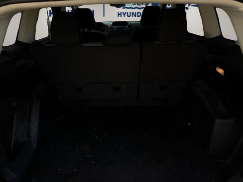 Used 2017 Ford Escape SE FWD image 10