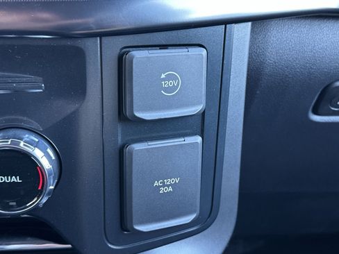 New 2025 Ford F150 Lariat w/ Equipment Group 501A Mid image 27