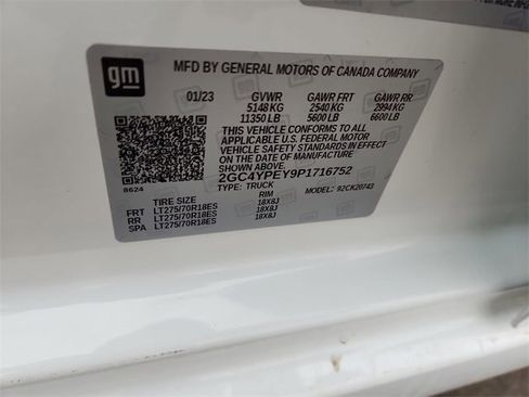 Used 2023 Chevrolet Silverado 2500 LTZ w/ LTZ Convenience Package image 34