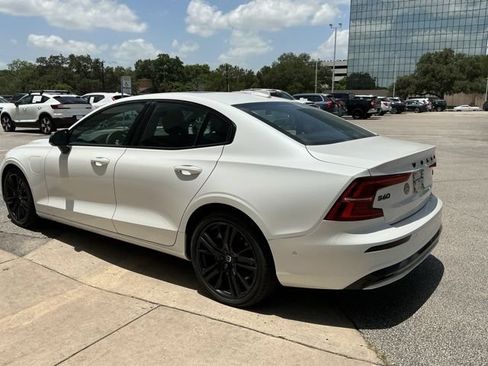 Certified 2023 Volvo S60 T8 Ultimate w/ Climate Package AWD/4WD image 3