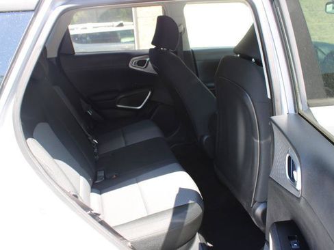 Used 2020 Kia Soul LX FWD image 13