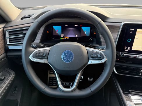New 2026 Volkswagen Atlas SEL Premium R-Line AWD/4WD image 12