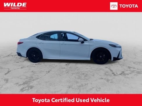Certified 2025 Toyota Camry SE image 2