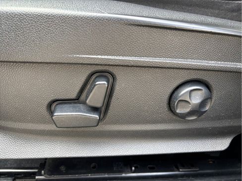 Used 2018 Alfa Romeo Stelvio Sport w/ Quick Order Package 22J Sport image 17