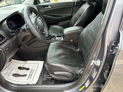 Used 2019 Hyundai Tucson SE image 15