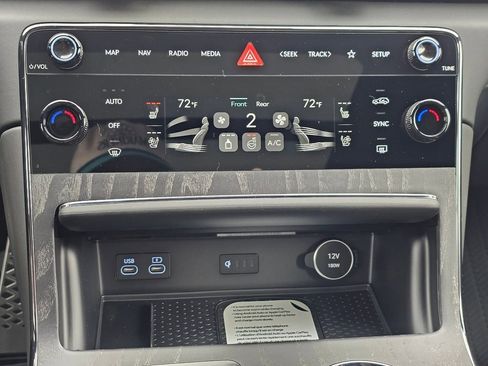 New 2026 Genesis GV80 3.5T e-SC image 16