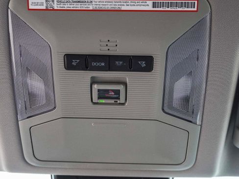 New 2025 Toyota RAV4 XLE image 28