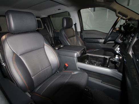 New 2026 Ford F250 Lariat w/ Lariat Premium Package image 19