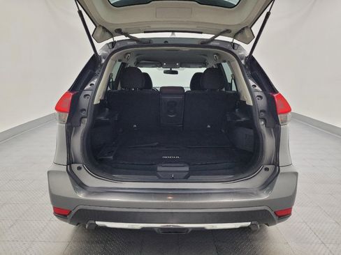Used 2018 Nissan Rogue S FWD image 29