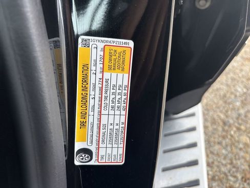 Certified 2023 Cadillac XT5 Premium Luxury AWD/4WD image 35