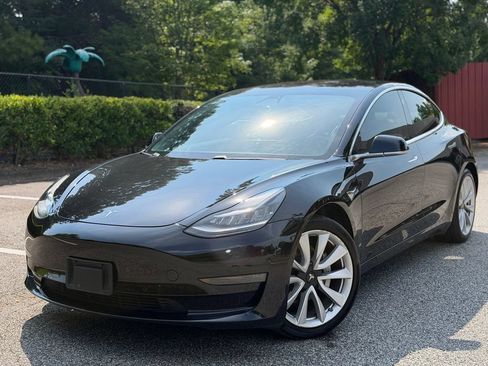 Used 2018 Tesla Model 3 Long Range RWD image 1