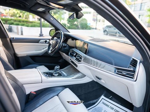 Used 2019 BMW X7 xDrive50i w/ Executive Package AWD/4WD image 15