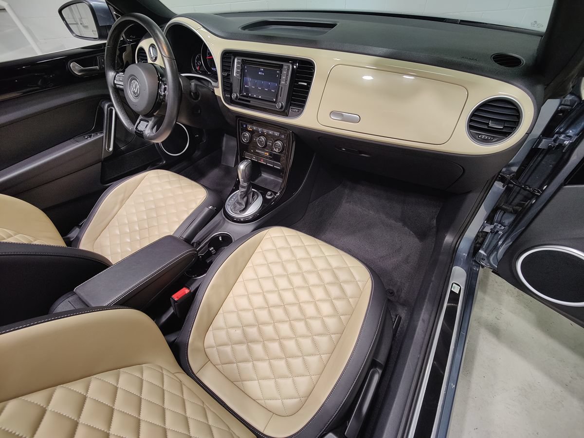 Used 2019 Volkswagen Beetle 2.0T Final Edition SEL FWD image 11