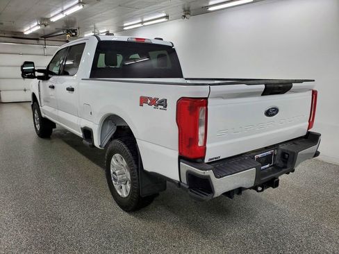 Used 2023 Ford F350 XLT w/ FX4 Off-Road Package image 7