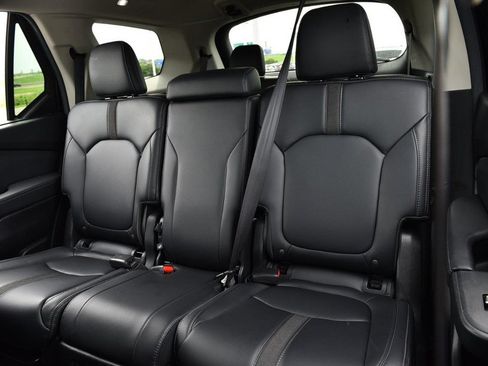 Certified 2025 Honda Pilot EX-L image 24