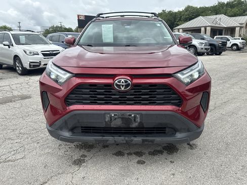 Used 2022 Toyota RAV4 XLE FWD image 8