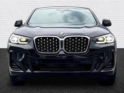Used 2022 BMW X4 xDrive30i w/ M Sport Package AWD/4WD image 2