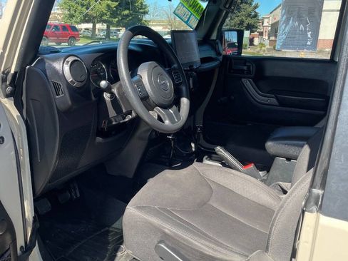 Used 2017 Jeep Wrangler Sport w/ LED Lighting Group image 11