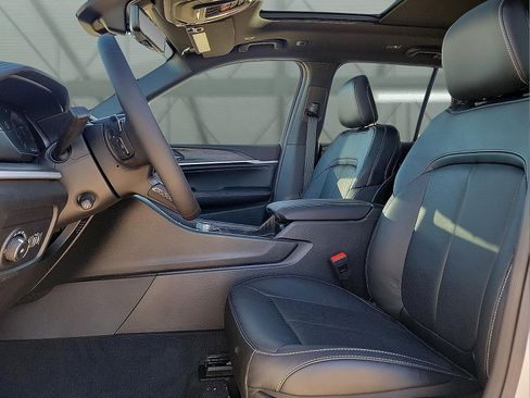 New 2026 Jeep Grand Cherokee Limited image 11