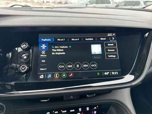 Certified 2023 Buick Envision Avenir image 13