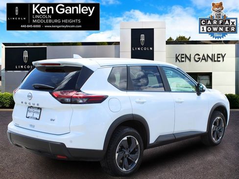 Used 2024 Nissan Rogue SV FWD image 7