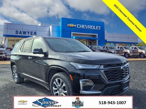 Used 2023 Chevrolet Traverse Premier w/ LPO, Floor Liner Package image 1