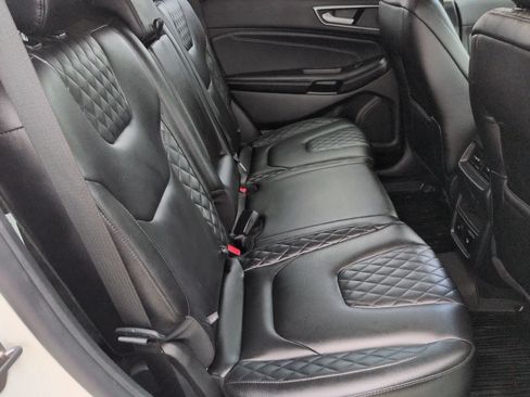 Used 2024 Ford Edge Titanium AWD/4WD image 21
