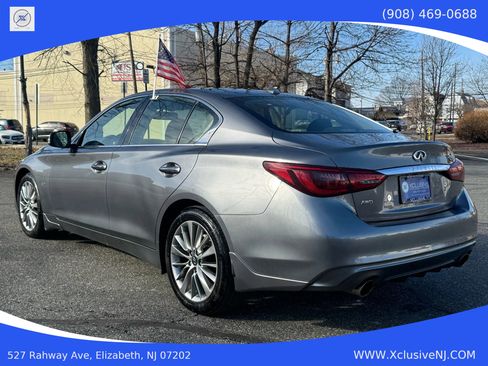 Used 2018 INFINITI Q50 Luxe w/ Essential Package (3.0T Luxe) image 2