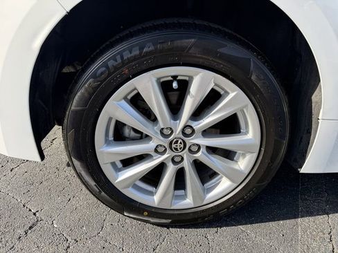 Used 2023 Toyota Corolla XLE FWD image 41