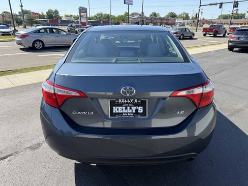 Used 2016 Toyota Corolla LE FWD image 4