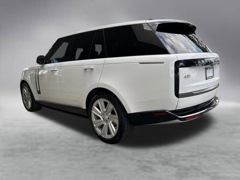 Used 2023 Land Rover Range Rover SE AWD/4WD image 4