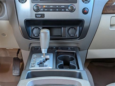Used 2013 Nissan Armada SL image 18