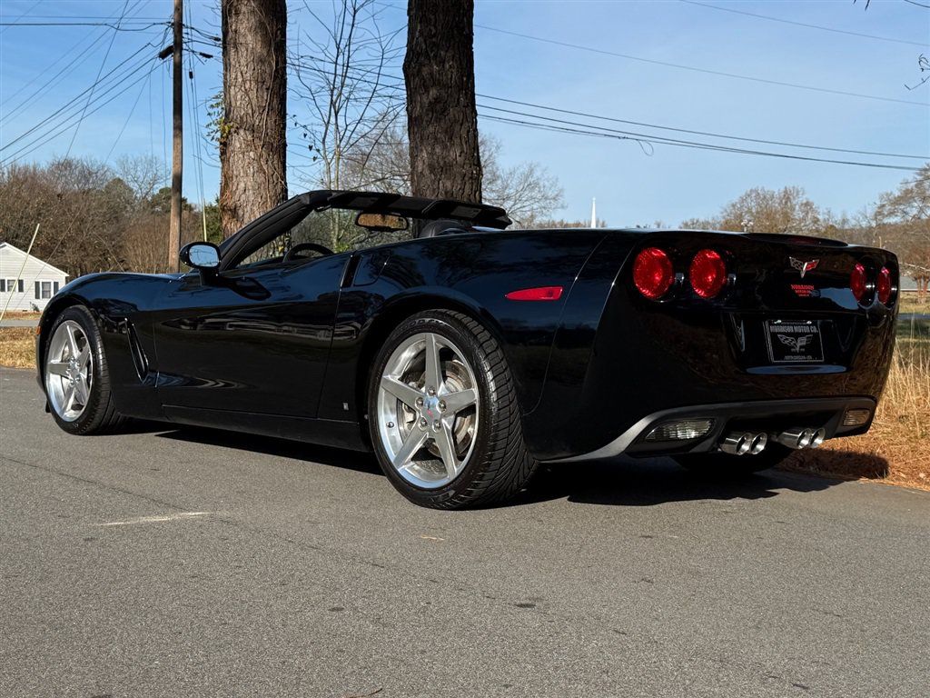 Used 2006 Chevrolet Corvette Convertible w/ Preferred Equipment Group RWD image 14