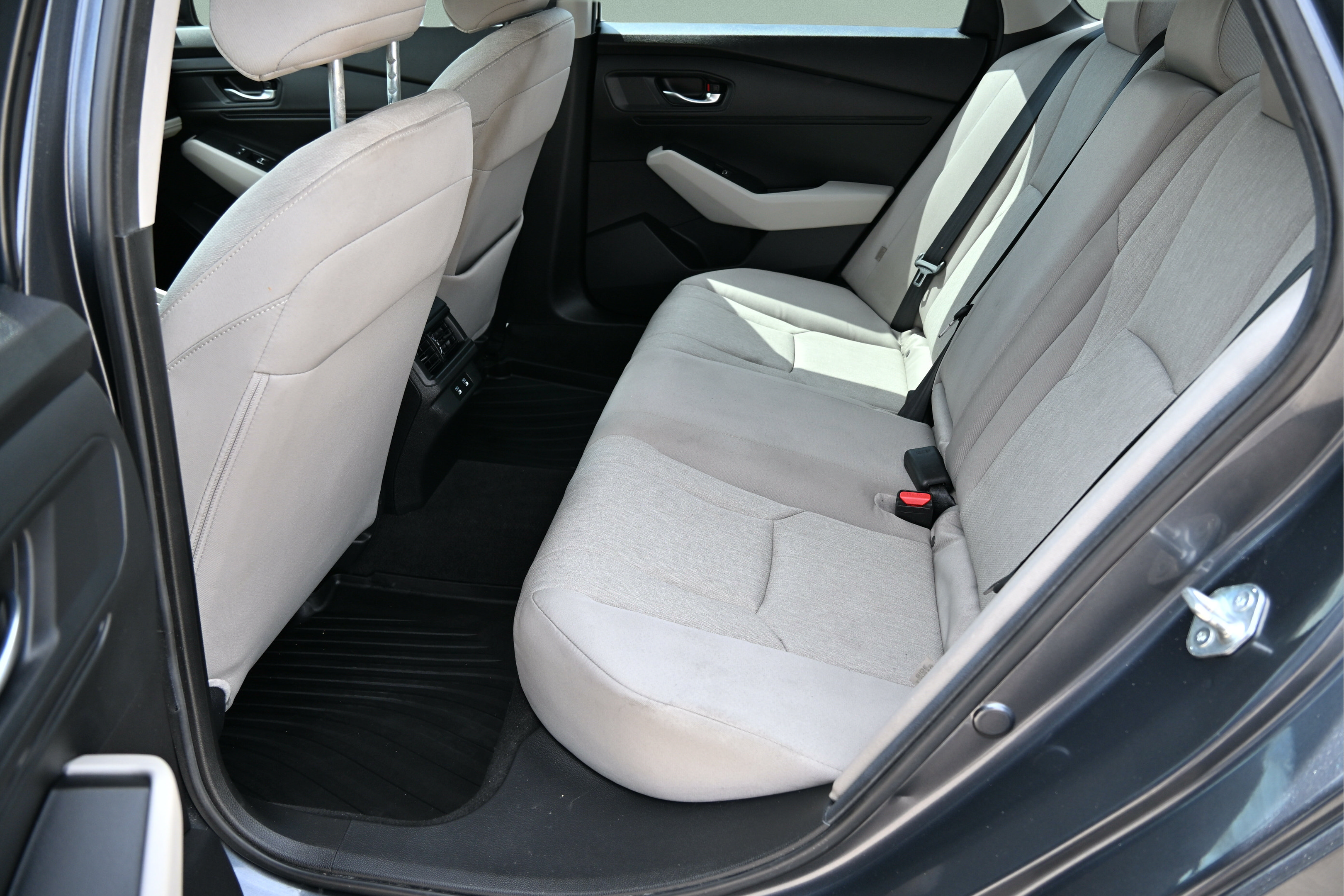 Certified 2025 Honda Accord SE image 15