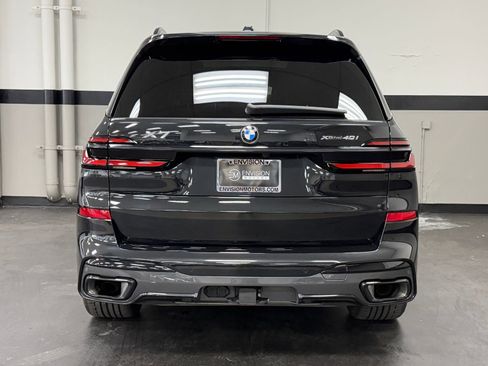 Used 2025 BMW X7 xDrive40i w/ Executive Package image 11