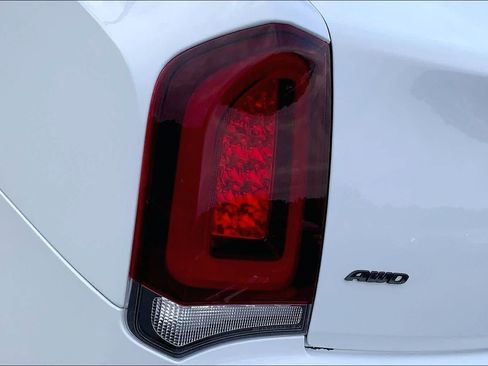 Used 2023 Chrysler 300 Touring L AWD/4WD image 27